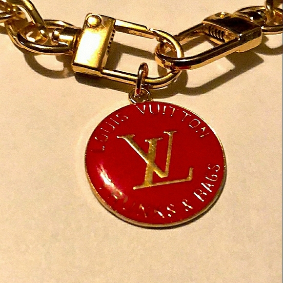 Louis Vuitton Trunks & Bags DEEP Red and Gold CHARM Necklace Unbranded Chain Inc - Picture 1 of 2